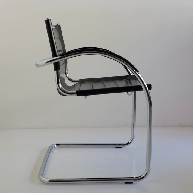 Freischwinger Marcel Breuer Stil schwarzes Leder - Safco - DesignWe.Love