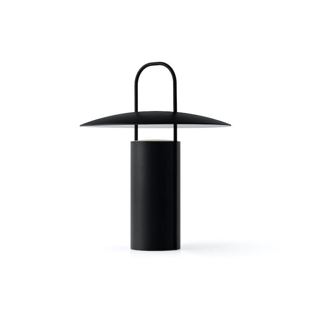 Ray Tischlampe - Akkuleuchte von Audo - DesignWe.Love