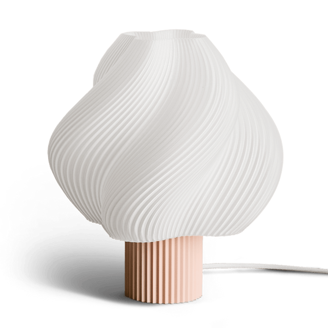 Soft Serve Tischleuchte Grande Wild Strawberry - Crème Atelier - DesignWe.Love