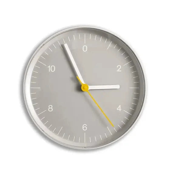HAY Wanduhr Jasper Morrison, lautlose Design-Wanduhr grau, Recycled ABS