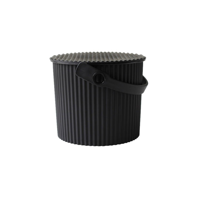 Omnioutil Eimer Schwarz Mini 4L - Hachiman - DesignWe.Love