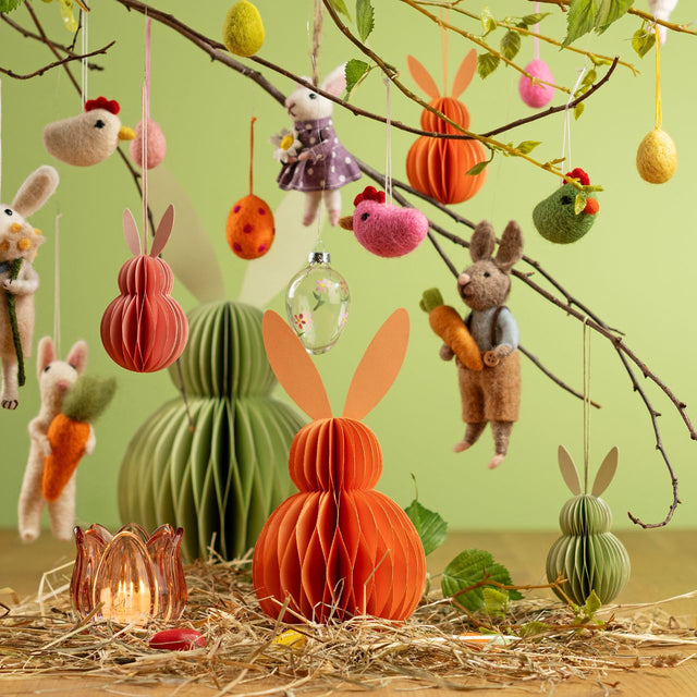 Osterhase zum Hängen aus Papier Orange Honeycomb - DesignWe.Love