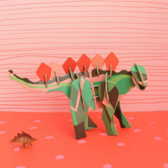 Stegosaurus Dino 3D - Pappmodell aus Recyclingkarton - Studio Roof - DesignWe.Love
