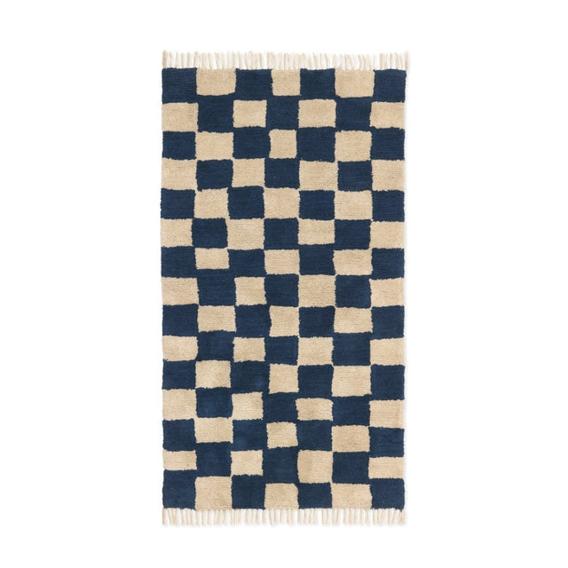 Teppich Mara Deep Blue waschbar - ferm LIVING - DesignWe.Love