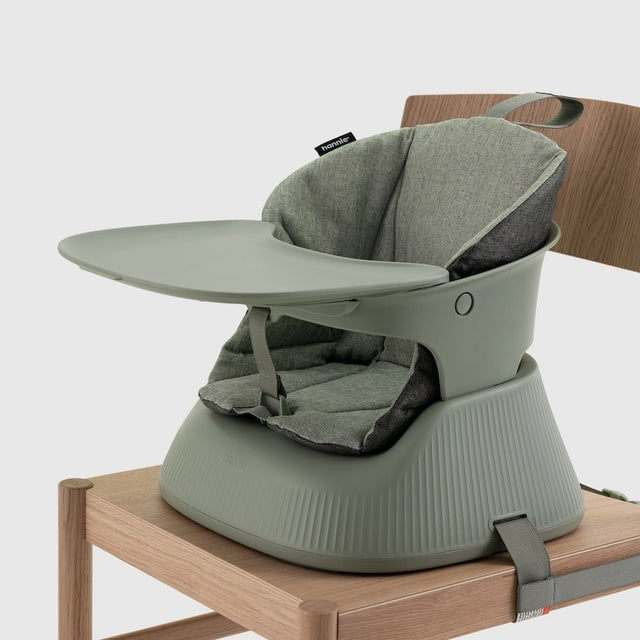 Tragbarer Kinder Hochstuhl Sage Green - Hannie - DesignWe.Love